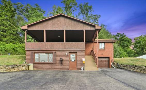5765 Library Rd, Bethel Park, PA 15102, 3 Bedrooms Bedrooms, 8 Rooms Rooms,1.1 BathroomsBathrooms,Residential,For Sale,Library Rd,1665703