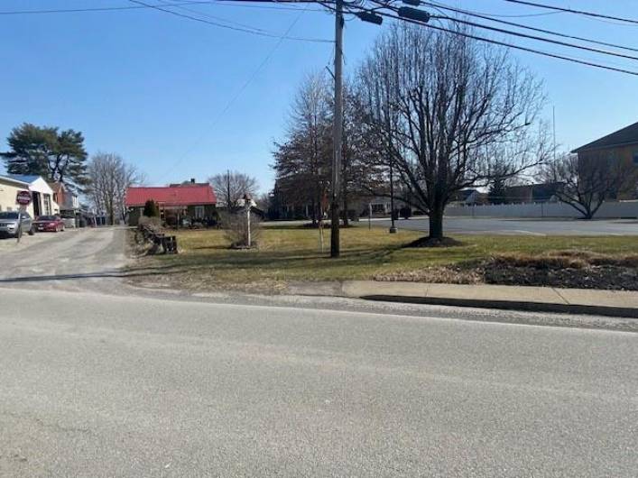 Property is on a double corner lot with front on 3 sides