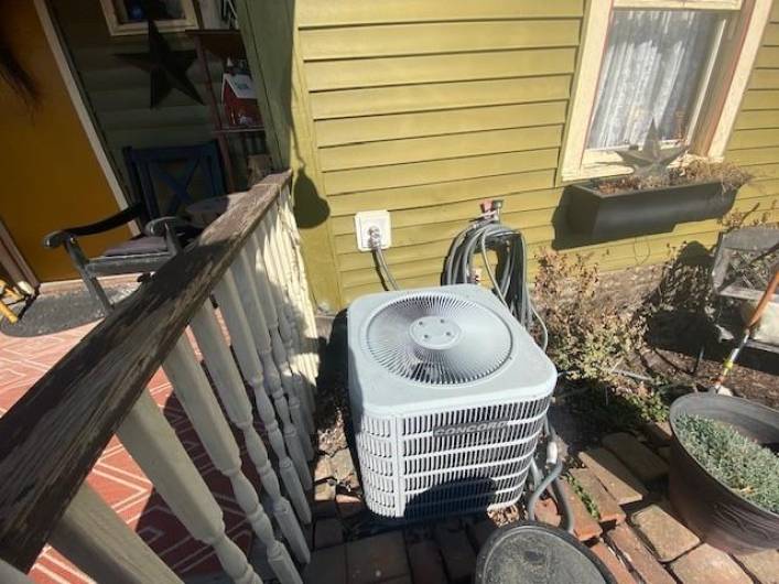 Air Conditioning Unit - Installed in 2013