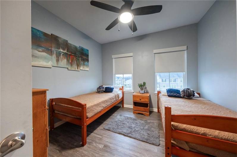 2n bedroom /Upper level