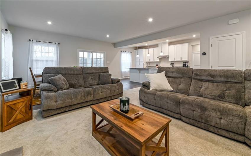 Beautiful open space to entertain