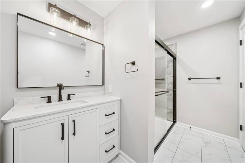 PRIMARY BEDROOM FULL BATH