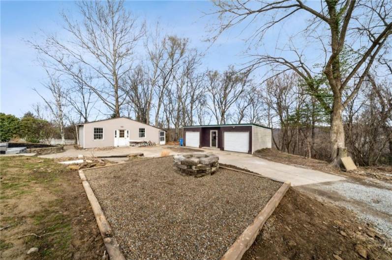 OVERSIZED 2 DET/GRG AND HUGE SHED/HOBBY ROOM.  NEW FIREPIT AREA.  STAMPED CONCRETE DRIVE