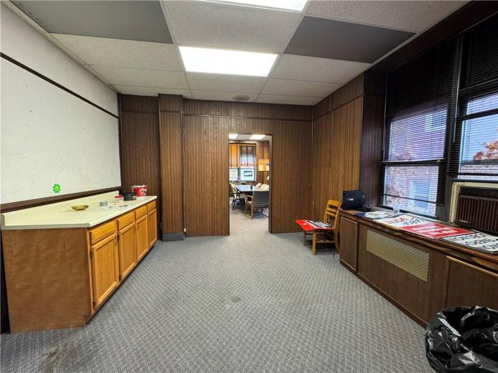 Main level - Left side - Office 2