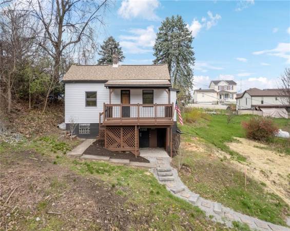628 1/2 Central Ave, Canonsburg, PA 15317, 2 Bedrooms Bedrooms, 6 Rooms Rooms,1 BathroomBathrooms,Residential,For Sale,Central Ave,1697100