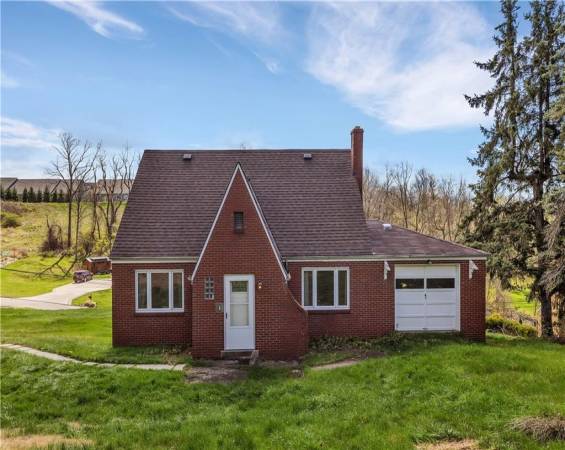 3530 Ridgeway Dr, Bethel Park, PA 15102, 3 Bedrooms Bedrooms, 7 Rooms Rooms,2.1 BathroomsBathrooms,Residential,For Sale,Ridgeway Dr,1697107