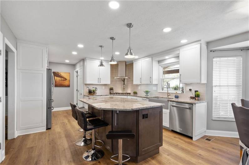 Large island for gathering/entertaining