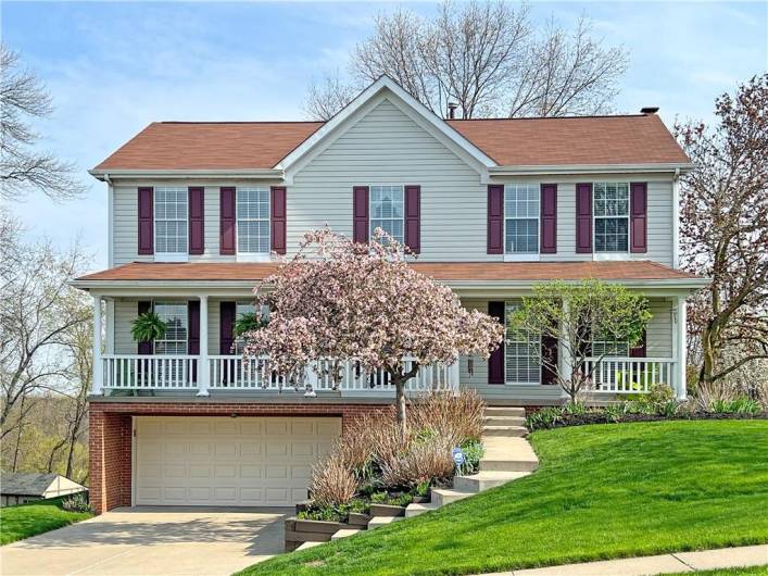 Beautifully maintained home in the popular Dashwood South neighborhood!
