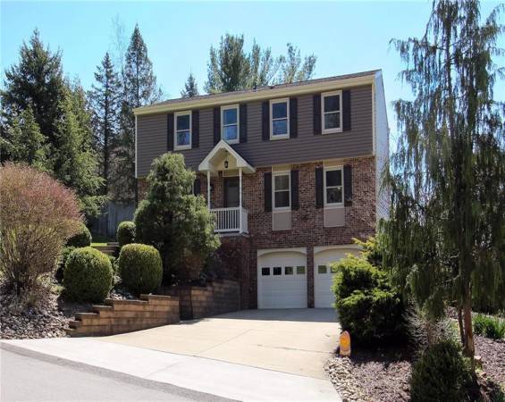 5012 Van Voorhis Dr, Bethel Park, PA 15102, 4 Bedrooms Bedrooms, 10 Rooms Rooms,2.1 BathroomsBathrooms,Residential,For Sale,Van Voorhis Dr,1697550