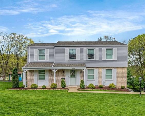 488 Lorlita Ln, Bethel Park, PA 15102, 4 Bedrooms Bedrooms, 9 Rooms Rooms,2.1 BathroomsBathrooms,Residential,For Sale,Lorlita Ln,1697684