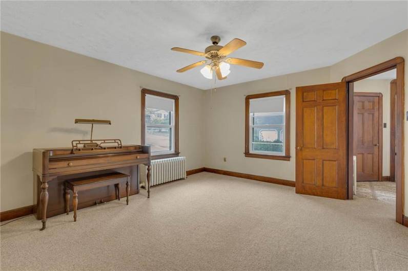 Large Dining Rom