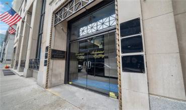 235-239 4th Ave SUITE A, Pittsburgh, PA 15222, ,Commercial-industrial-business,For Sale,4th Ave SUITE A,1698752