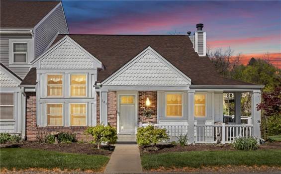 187 Old Village Lane, Bethel Park, PA 15102, 3 Bedrooms Bedrooms, 8 Rooms Rooms,2 BathroomsBathrooms,Residential,For Sale,Old Village Lane,1698885