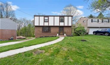 3905 Frederick St, Brentwood, PA 15227, 3 Bedrooms Bedrooms, 8 Rooms Rooms,1.1 BathroomsBathrooms,Residential,For Sale,Frederick St,1698888