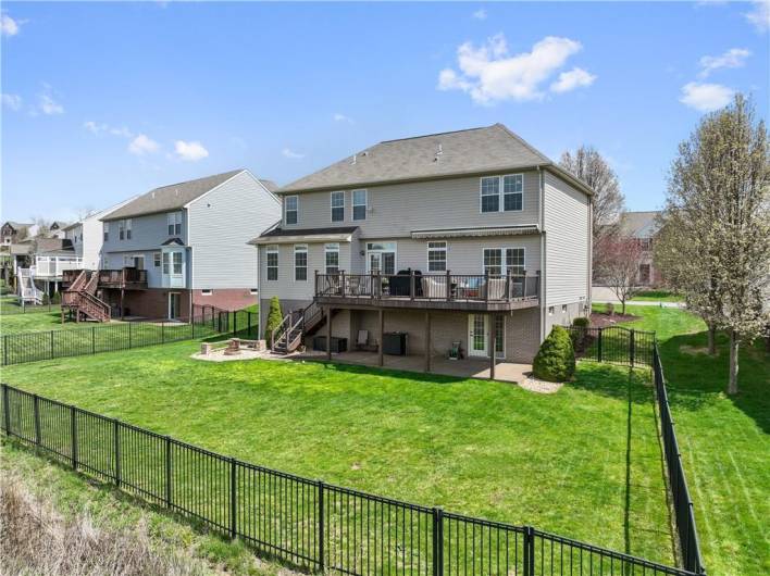 WOW, this fenced-in yard is huge...