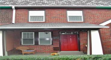 6 Dawson Ct, 2 Bed, 1 bath townhome