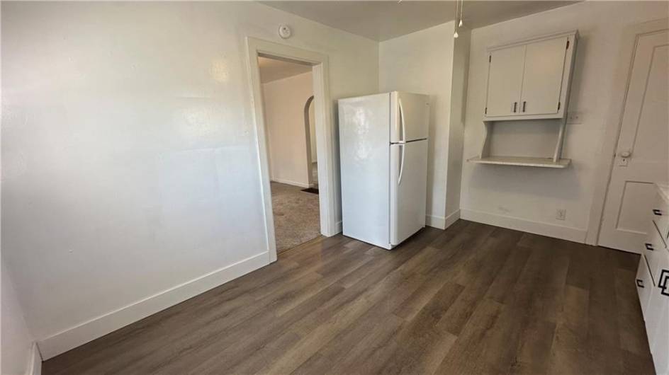 Eat in kitchen.  You can put a table/chairs in this spot.