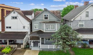 425 Agatha, Pitcairn, PA 15140, ,Multi-unit,For Sale,Agatha,1699863