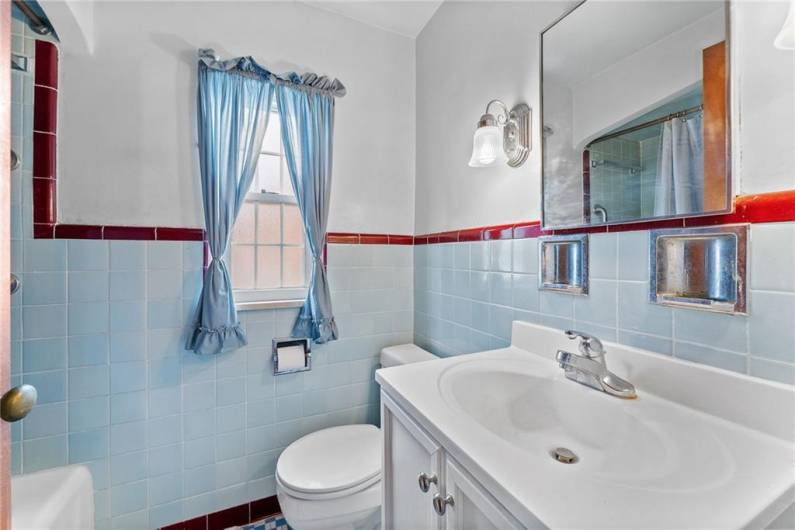 Main bathroom