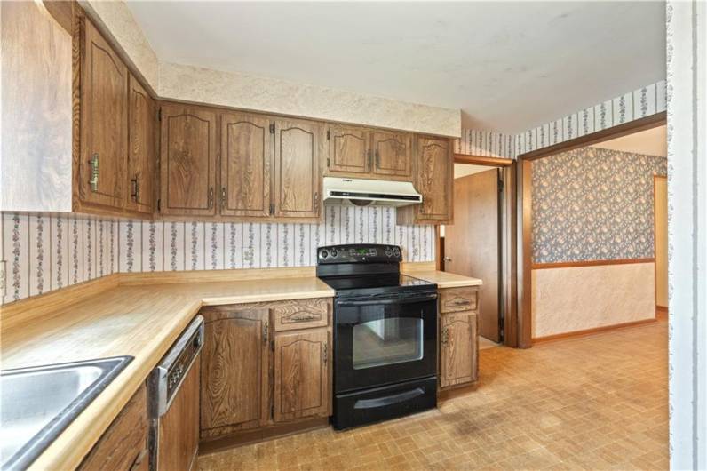 This kitchen has everything you need...