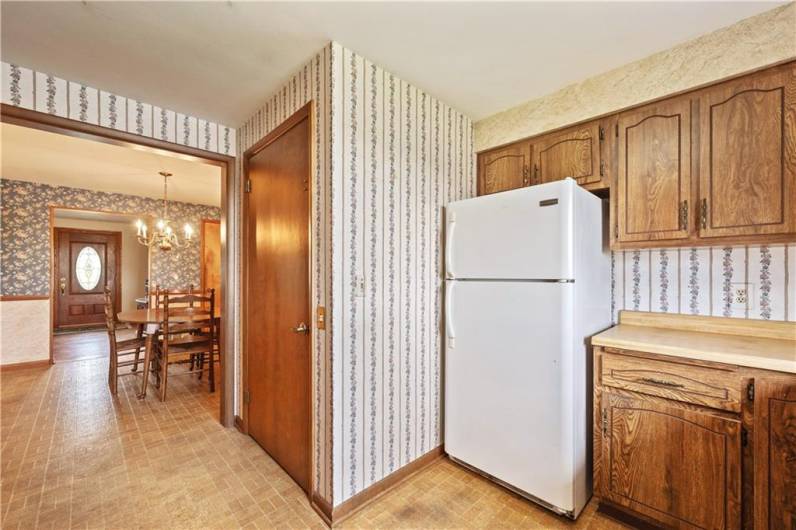 Electric stove, fridge, dishwasher...