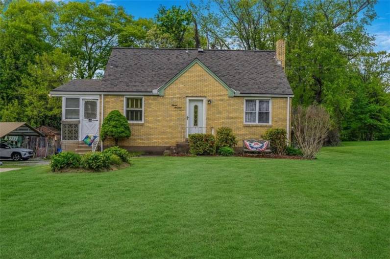 1100 Schweitzer Rd, Elizabeth Two, PA 15135