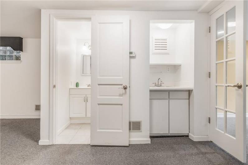 Lower level bathroom & kitchenette