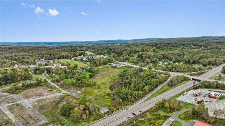 This lot site is just minutes from Route 271 and Route 22 and is easily accessible.
