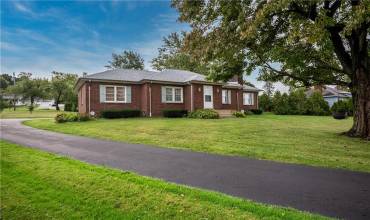 1820 Hermitage Rd, Hermitage, PA 16148, ,Commercial-industrial-business,For Sale,Hermitage Rd,1700901