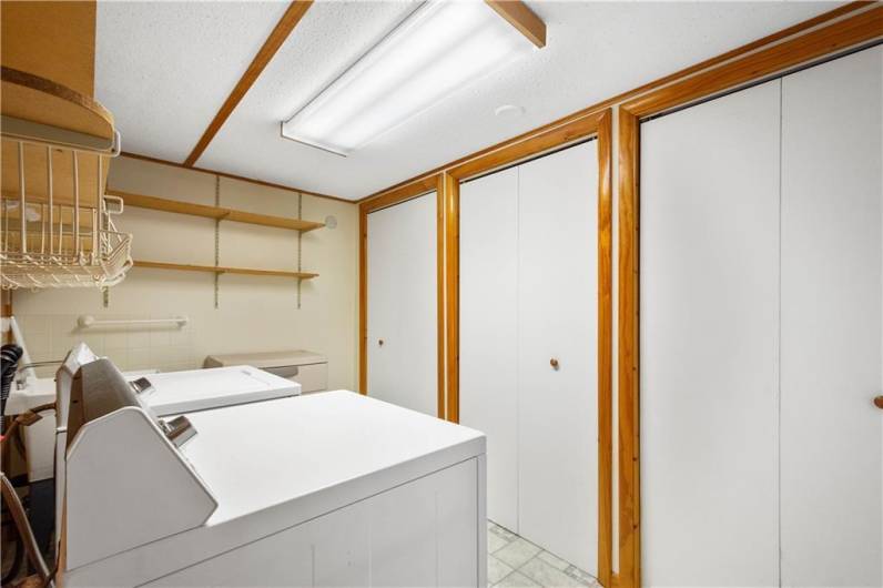 laundry with lots of room and storage.