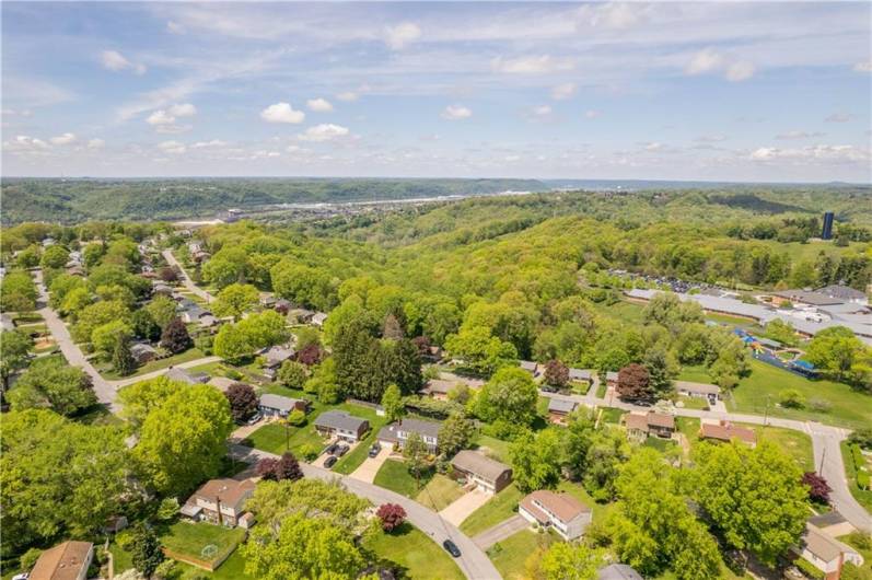 This Welcoming Plan is Minutes to the Sewickley Village