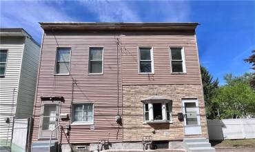 Side by Side Duplex 2403 - 2405 Sorrell Street