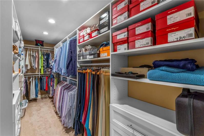 Owners Suite Walk-In Closet 1006 Sheriffs Court