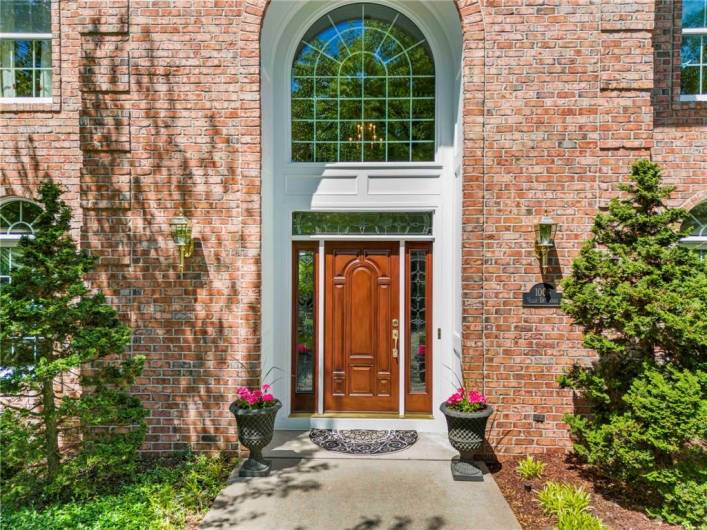 Welcoming Exterior Entry 1006 Sheriffs Court