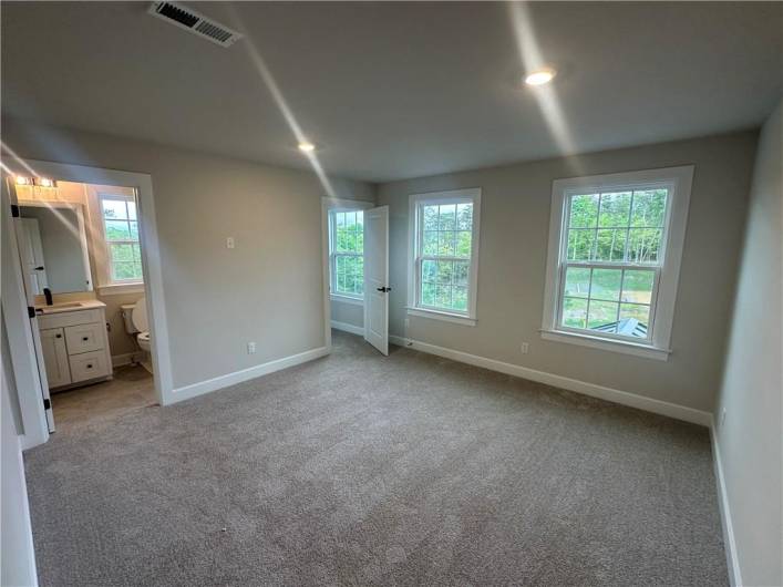 Secondary bedroom with ensuite bathroom