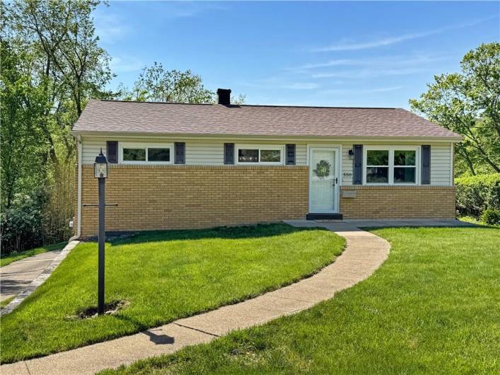 Updated ranch in exceptional condition!