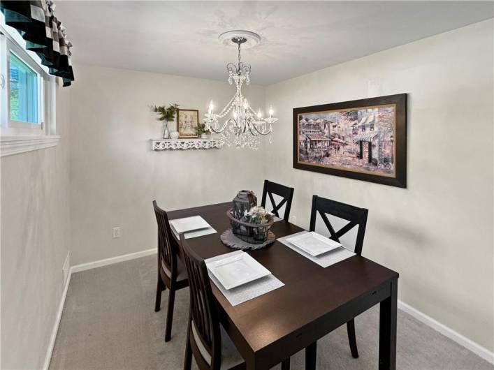 Dining room.
