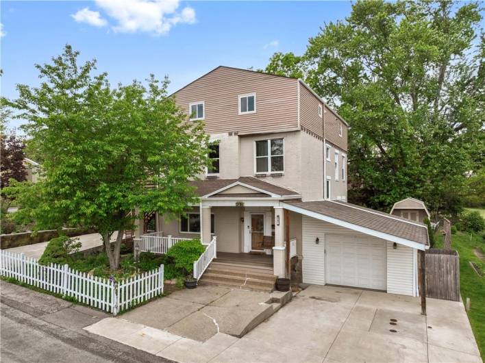 2101 Lonsdale.  6 bedroom, 2.5 bath