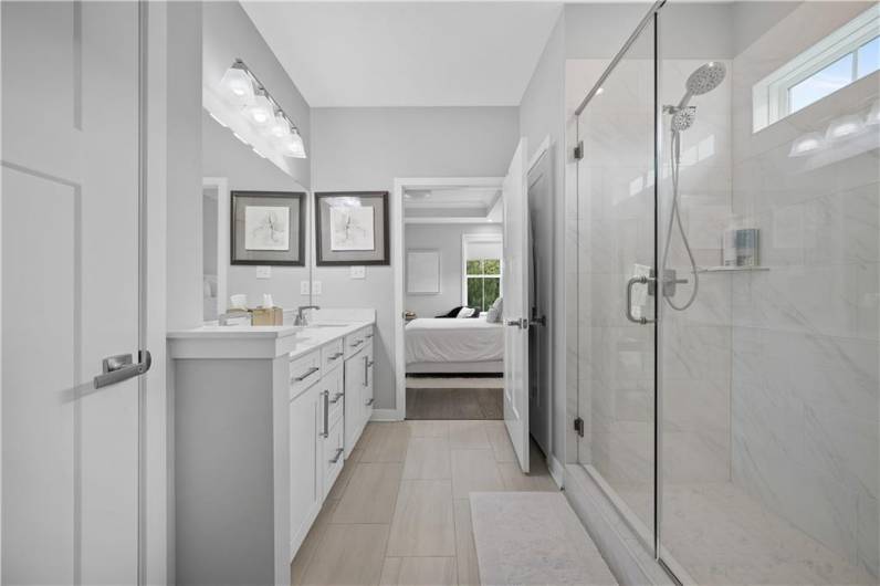 Neutral Decor