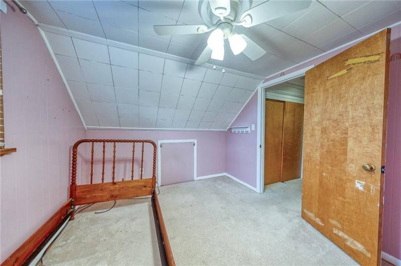 140 8th Ave, Pittsburgh, PA 15229, 3 Bedrooms Bedrooms, 7 Rooms Rooms,1.1 BathroomsBathrooms,Residential,For Sale,8th Ave,1701367