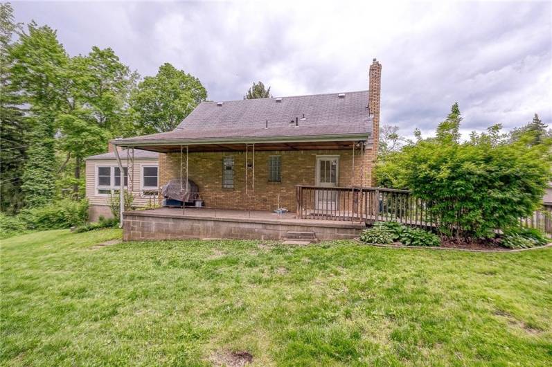 140 8th Ave, Pittsburgh, PA 15229, 3 Bedrooms Bedrooms, 7 Rooms Rooms,1.1 BathroomsBathrooms,Residential,For Sale,8th Ave,1701367