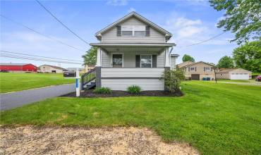 Curb appeal abounds with this cozy 2 bedroom home located in the Shenango School District!