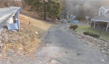 939 Middle Rd, Pittsburgh, PA 15223, ,Farm-acreage-lot,For Sale,Middle Rd,1701652