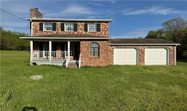 Large 3 Bedroom with attached 2 car garage