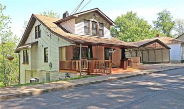 2000+ Newly Renovated Sq.Ft. Craftsman with DAY Basement