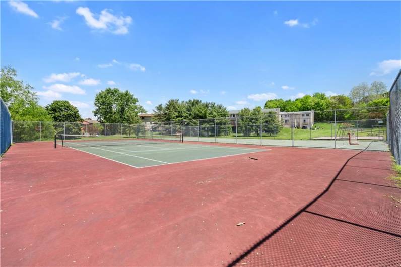 The community tennis court
