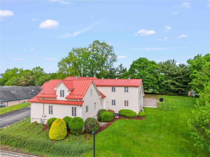 108 W McMurray Road!
