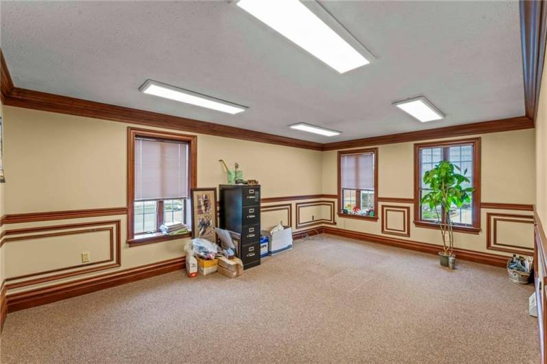 108 W McMurray Road!