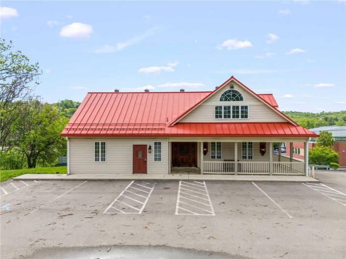 108 W McMurray Road!