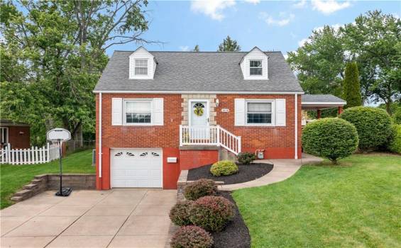 3238 Elderwood Dr, Bethel Park, PA 15102, 4 Bedrooms Bedrooms, 8 Rooms Rooms,2 BathroomsBathrooms,Residential,For Sale,Elderwood Dr,1702311